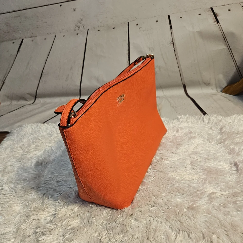 Guess Orange Faux Leather Cosmetic Bag Travel Pouch‎ Clutch - Picture 3 of 15